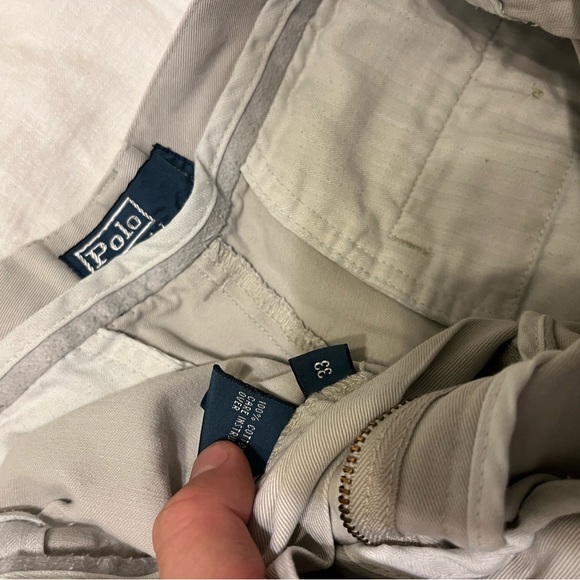 Lot of 2 mens Ralph lauren chinos khaki size 33 for the lighter and 32 for dark - Picture 3 of 4